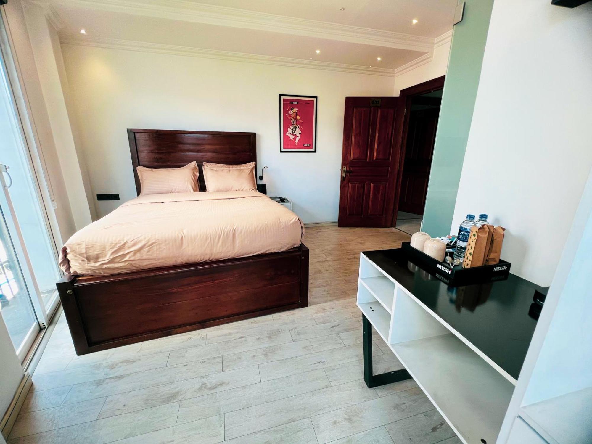 Hotel Bed Station 210 Kandy Esterno foto